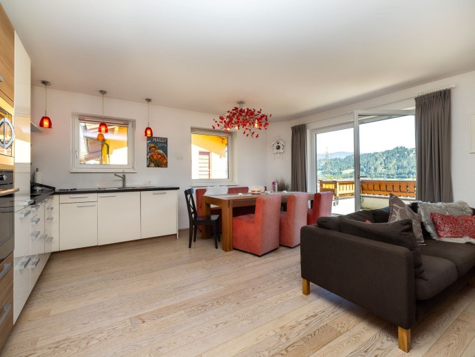 Offene Küche und Esszimmer in unserem komfortablen Apartment