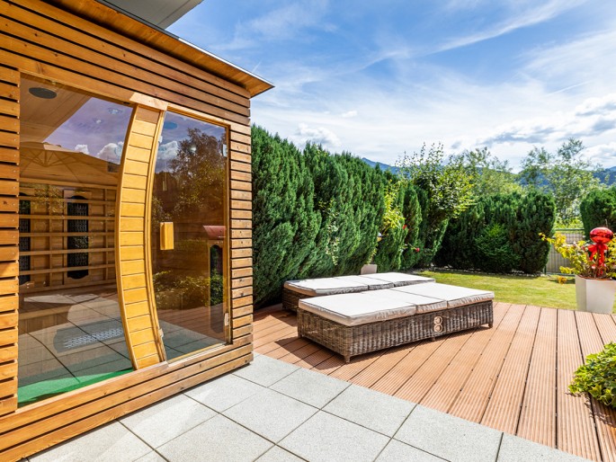 Ferienwohnung mit Sauna und Sonnenliegen