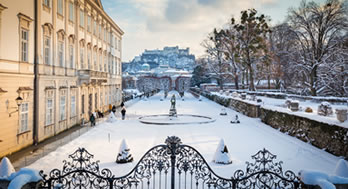 Mirabellgarten Salzburg im Winter © shutterstock.com